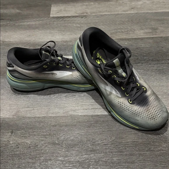 Brooks Ghost Men’s Running Shoes 9.5 Men’s - Picture 2 of 11